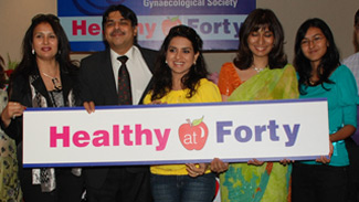 Poonam Dhillon, Hrishikesh Pai, Shaina N C, Rishma Pai and Anvisha Pai